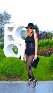 Elenoire Casalegno feet photo thumbnail