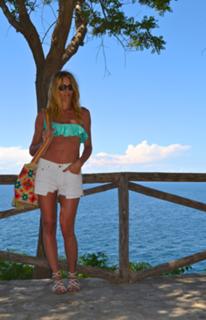 Elenoire Casalegno feet photo thumbnail