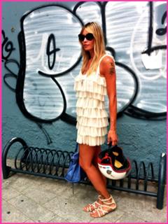 Elenoire Casalegno feet photo thumbnail