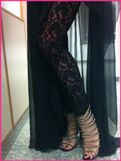 Elenoire Casalegno feet photo thumbnail