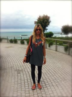 Elenoire Casalegno feet photo thumbnail