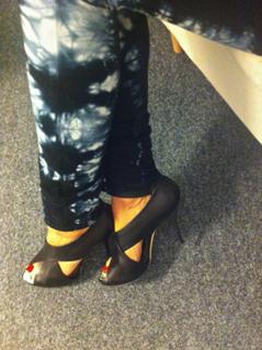 Elenoire Casalegno feet photo thumbnail