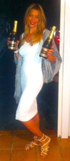 Elenoire Casalegno feet photo thumbnail