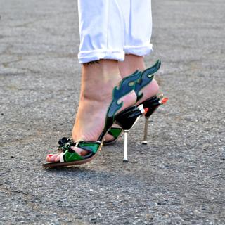 Elenoire Casalegno feet photo thumbnail