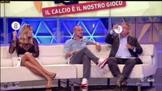 Elenoire Casalegno feet photo thumbnail