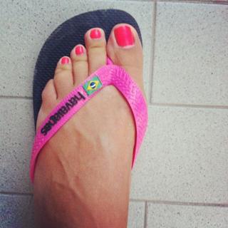 Elenoire Casalegno feet photo thumbnail