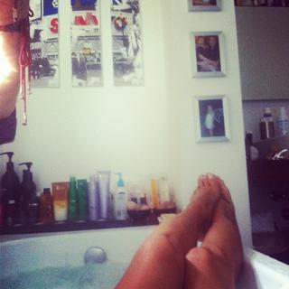 Elenoire Casalegno feet photo thumbnail