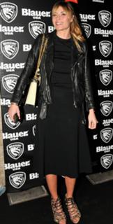 Elenoire Casalegno feet photo thumbnail