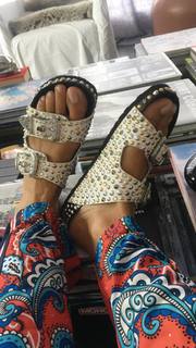 Elenoire Casalegno feet photo thumbnail