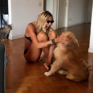 Elenoire Casalegno feet photo thumbnail