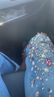 Elenoire Casalegno feet photo thumbnail