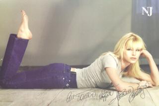 Elenoire Casalegno feet photo thumbnail