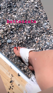 Elenoire Casalegno feet photo thumbnail