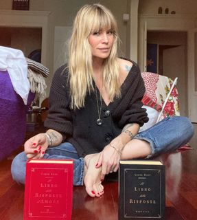 Elenoire Casalegno feet photo thumbnail