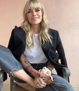 Elenoire Casalegno feet photo thumbnail