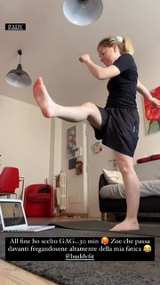 Eleonora Cadeddu feet photo 12