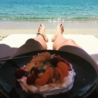 Eleonora Meleti feet photo thumbnail