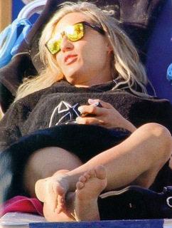 Eleonora Meleti feet photo thumbnail