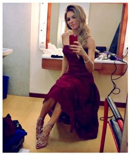 Eleonora Pedron feet photo thumbnail