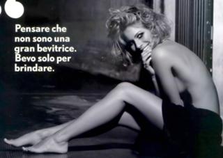 Eleonora Pedron feet photo thumbnail