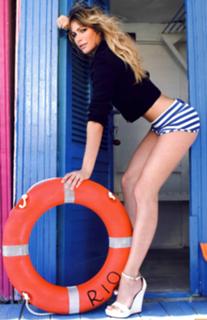 Eleonora Pedron feet photo thumbnail