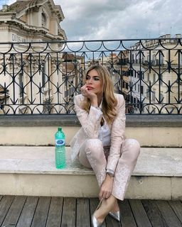 Eleonora Pedron feet photo thumbnail