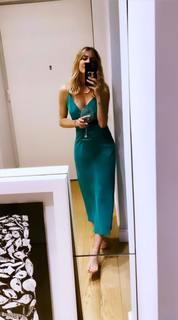 Eleonora Pedron feet photo thumbnail