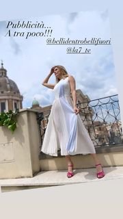 Eleonora Pedron feet photo thumbnail