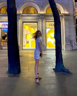 Eleonora Pedron feet photo thumbnail