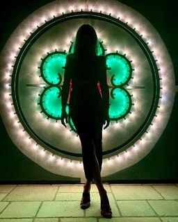 Eleonora Pedron feet photo thumbnail