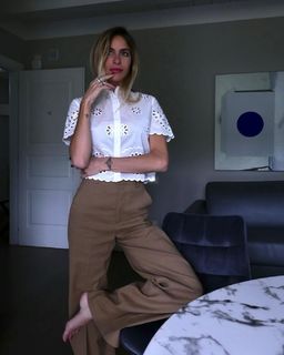 Eleonora Pedron feet photo thumbnail