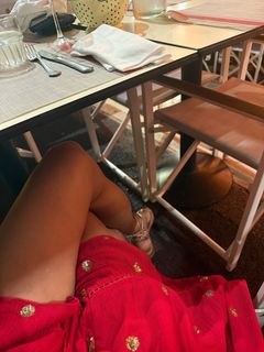 Eleonora Pedron feet photo thumbnail