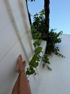 Eleonora Pedron feet photo thumbnail