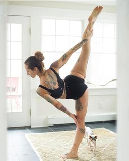 Eleonora Zampatti feet photo 4