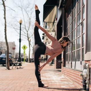 Eleonora Zampatti feet photo 17