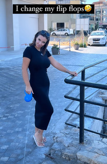 Elettra Lamborghini feet photo thumbnail