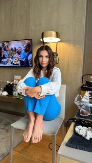 Elettra Lamborghini feet photo thumbnail