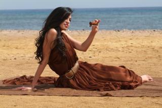 Elham Wagdi feet photo thumbnail