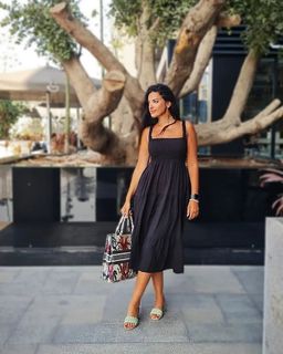 Elham Wagdi feet photo thumbnail