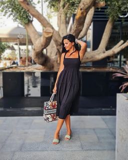 Elham Wagdi feet photo thumbnail