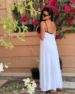 Elham Wagdi feet photo thumbnail