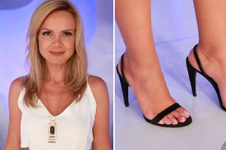 Eliana feet photo thumbnail