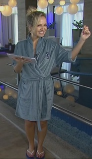 Eliana feet photo thumbnail