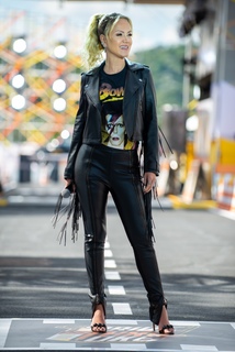 Eliana feet photo thumbnail