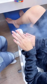Eliana feet photo thumbnail