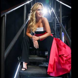 Eliana feet photo thumbnail