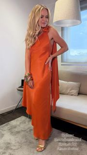 Eliana feet photo thumbnail