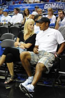 Elin Nordegren feet photo thumbnail