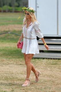 Elin Nordegren feet photo thumbnail