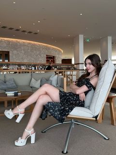 Elina Karimova feet photo 7